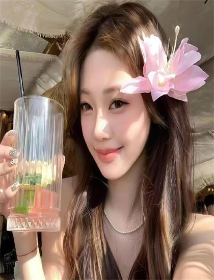 免费观看：《人生果实》艺术价值开创性的：专业角度评价与艺术成就分析